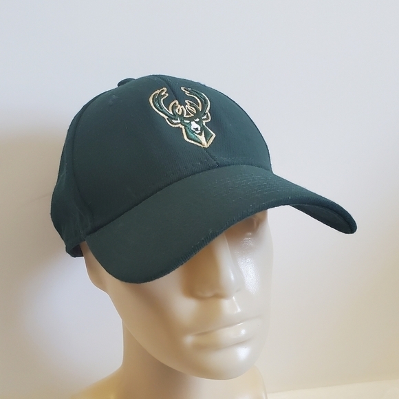 New Era 9Forty Milwaukee Bucks Basketball Green Baseball Hat Cap - Picture 3 of 12